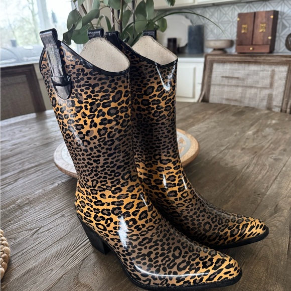 Corkys Shoes - Corky's "Rodeo" Western Cowgirl Rain Boots. Size 10